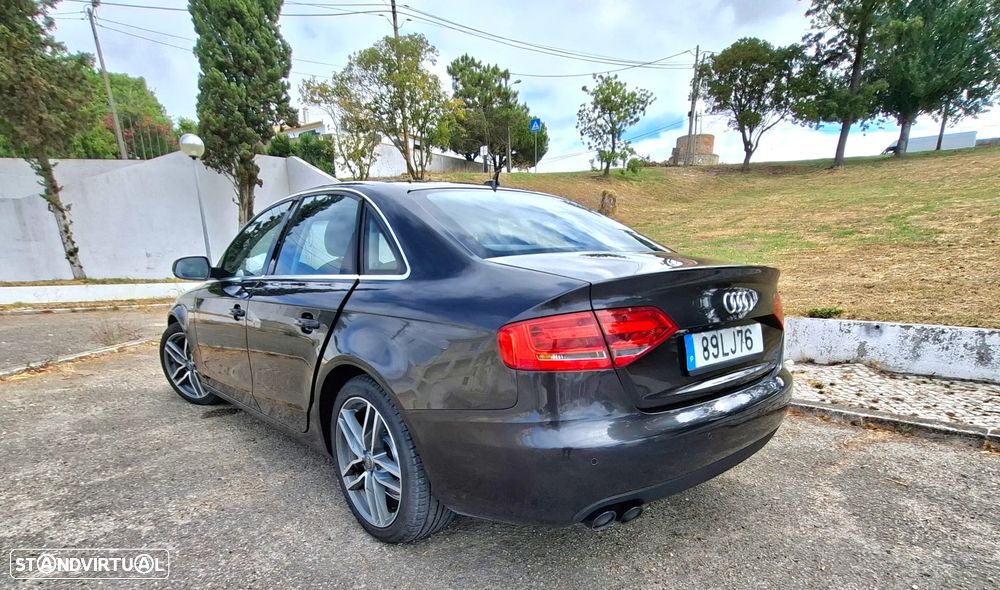 Audi A4 2.0 TDI Business Line S-line - 6