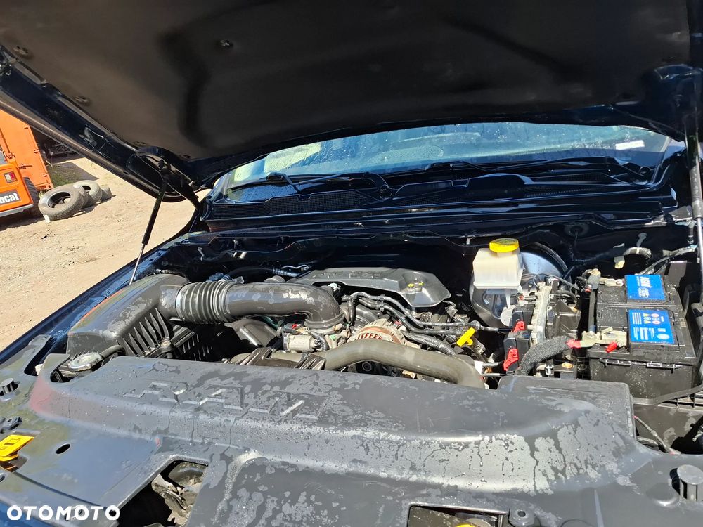RAM 1500 5.7 Crew Cab Bighorn - 5