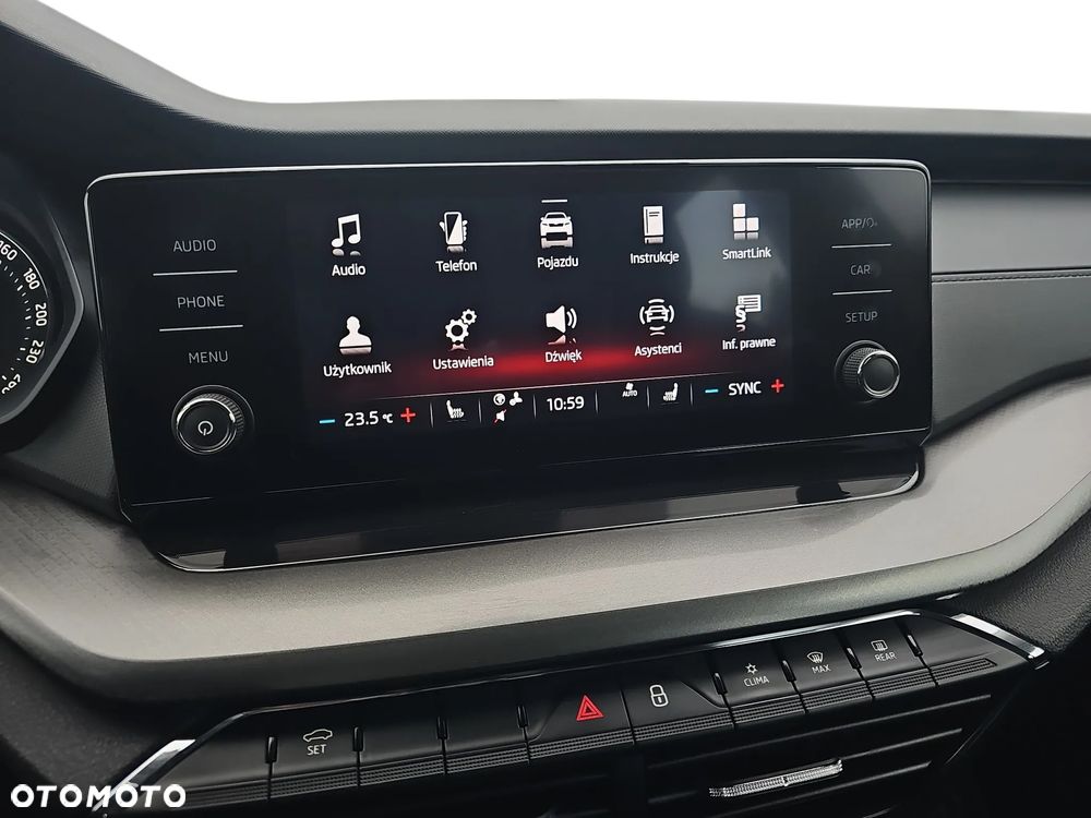 Skoda Octavia 2.0 TDI Ambition DSG - 22