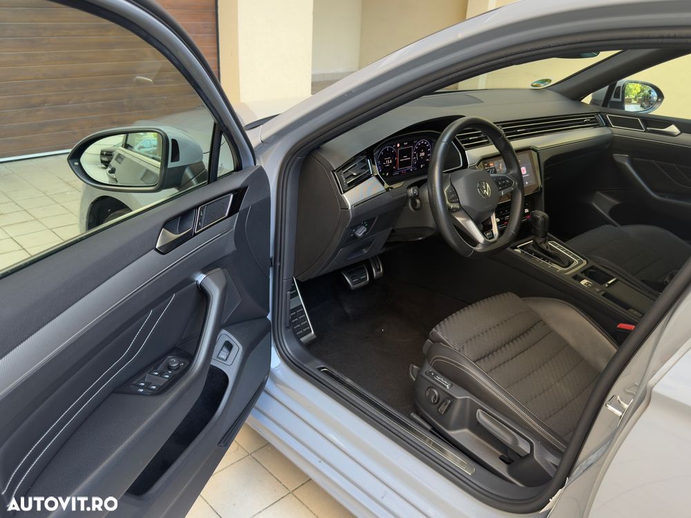 Volkswagen Passat 2.0 TDI SCR DSG R-Line - 19