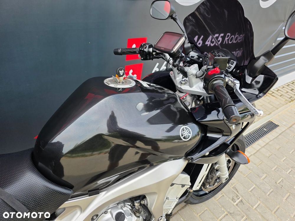 Yamaha FZ6 - 24