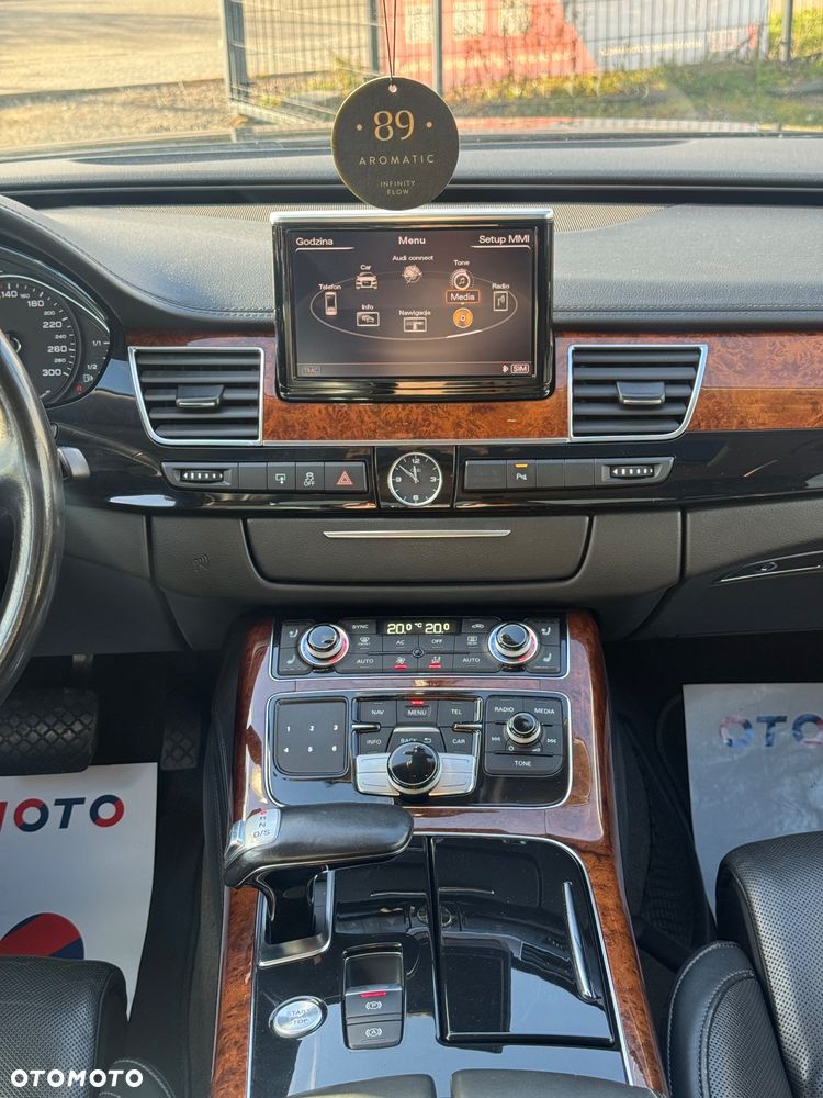 Audi A8 4.2 TDI Quattro - 32