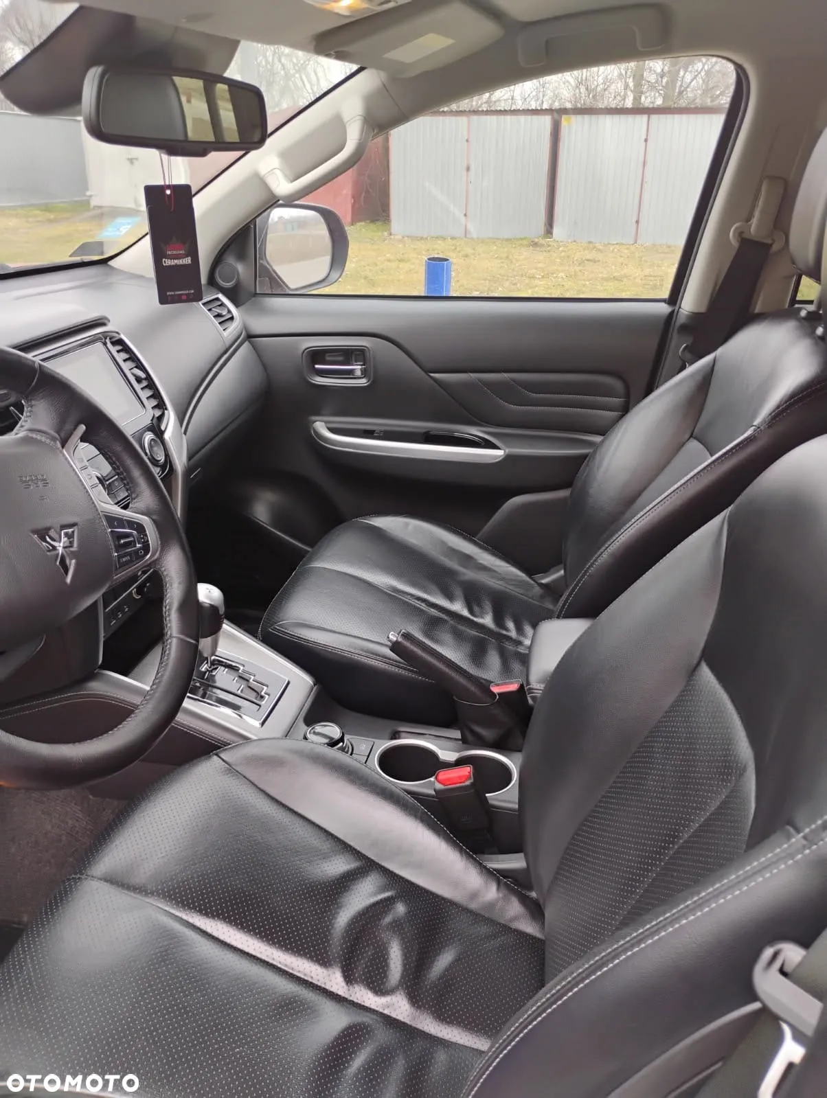 Mitsubishi L200 2.2 d DC Stark Basic - 5