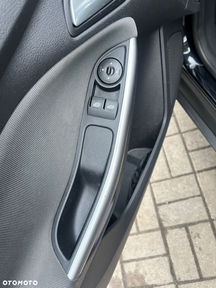 Ford Focus 1.0 EcoBoost 99g Trend - 11