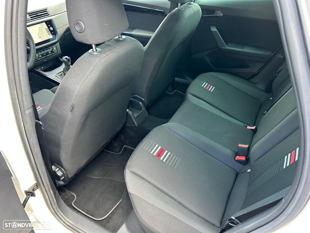 SEAT Arona 1.0 TSI FR - 10
