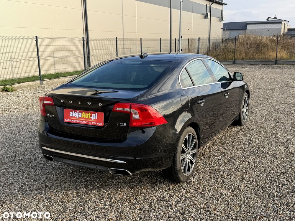Volvo S60 T5 Geartronic Summum - 4