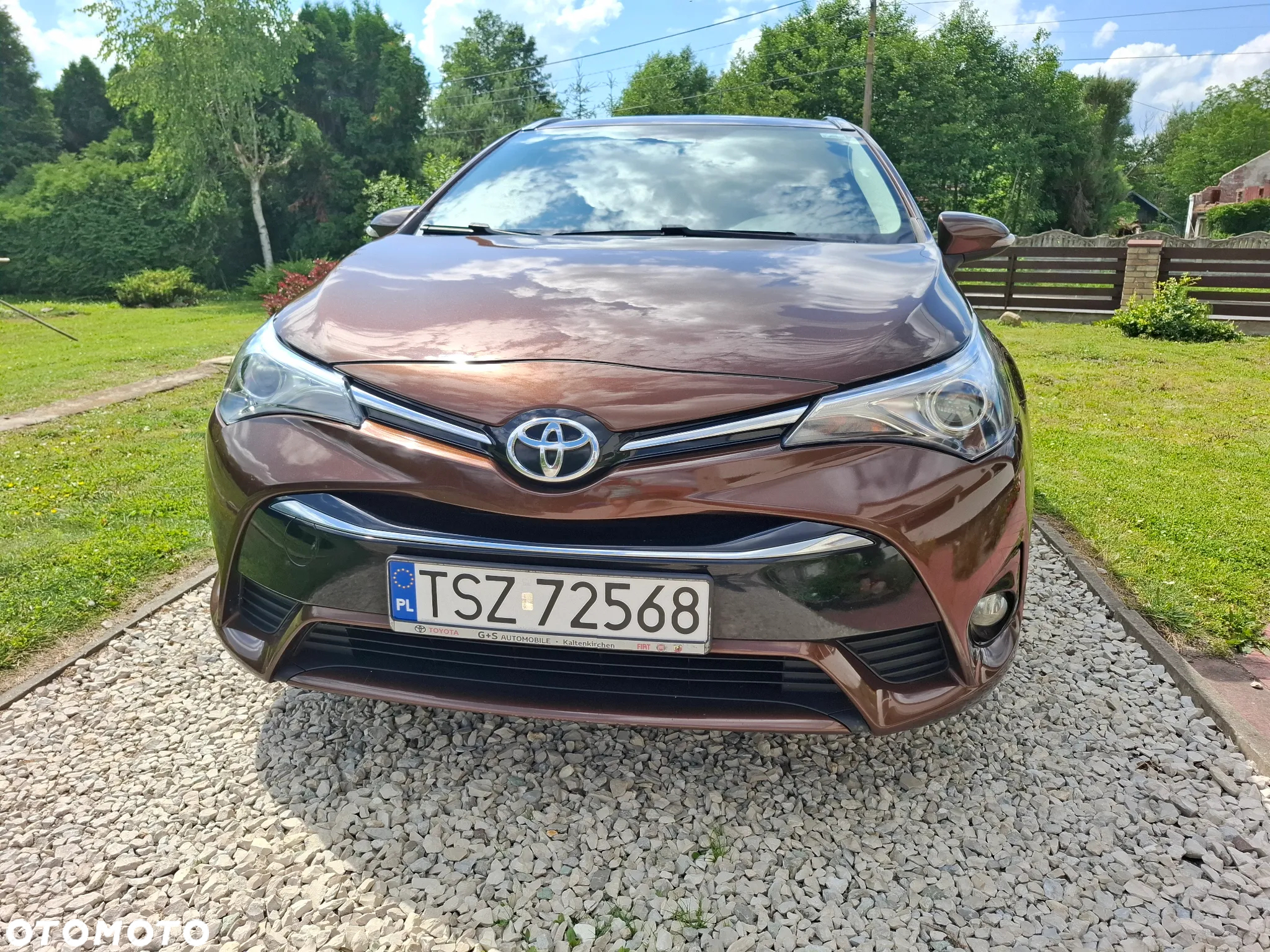 Toyota Avensis 2.0 D-4D Premium - 3