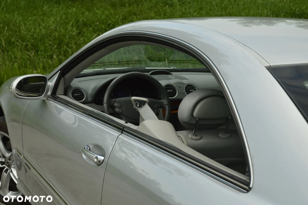 Mercedes-Benz CLK 320 Elegance - 33