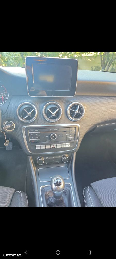 Mercedes-Benz A 180 - 6