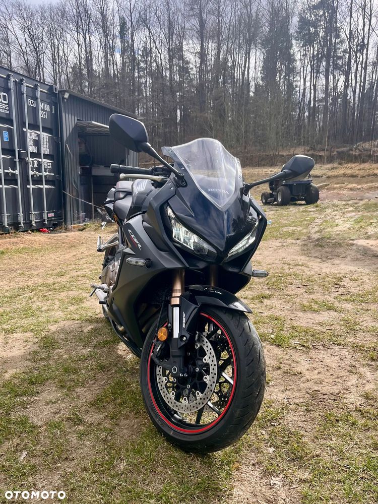 Honda CBR - 1