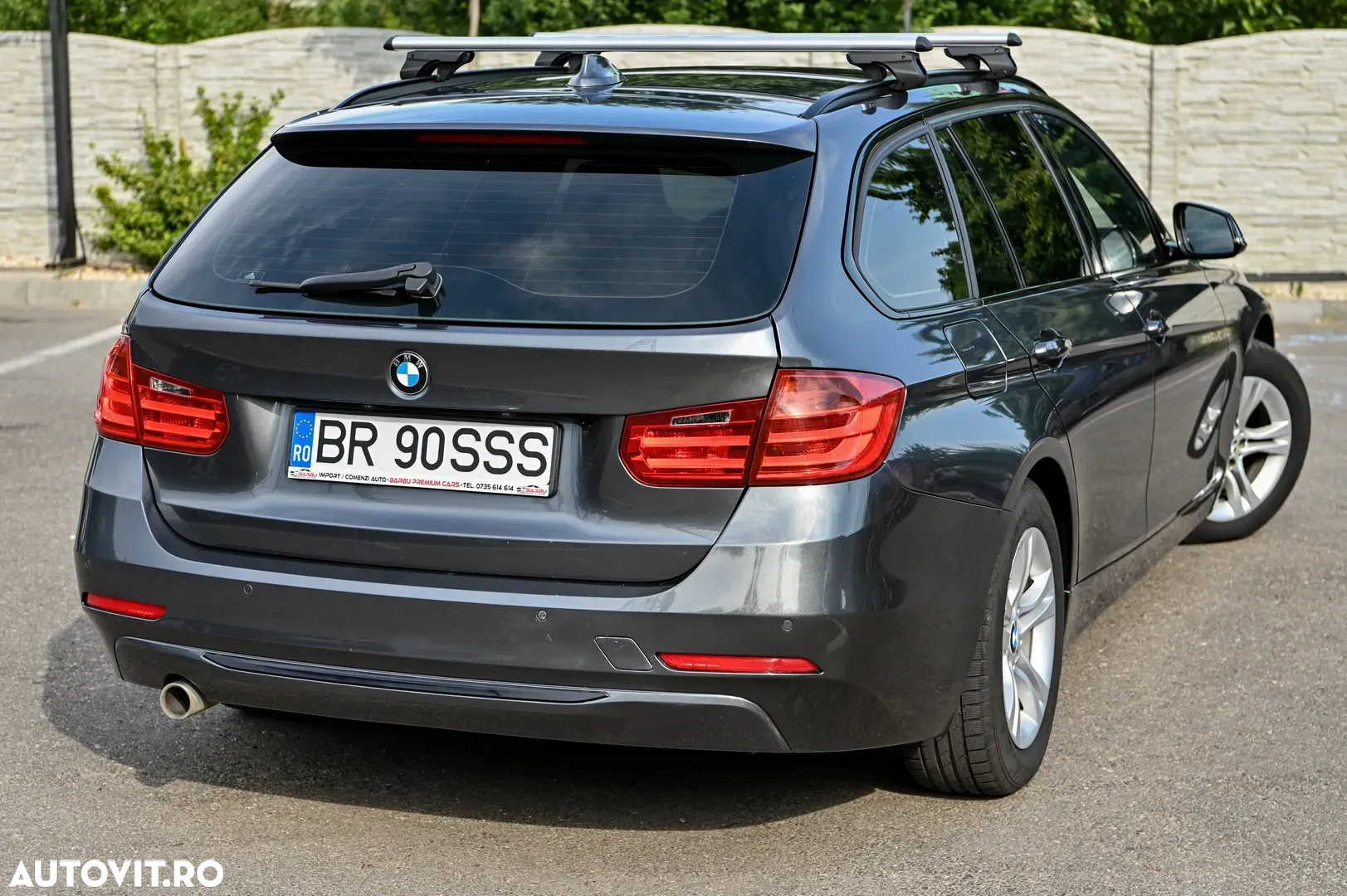 BMW Seria 3 320d Touring - 30