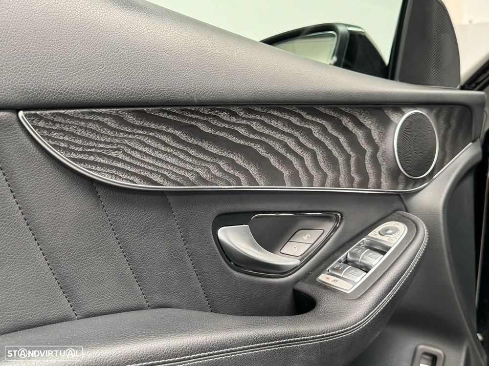 Mercedes-Benz GLC 300 - 31