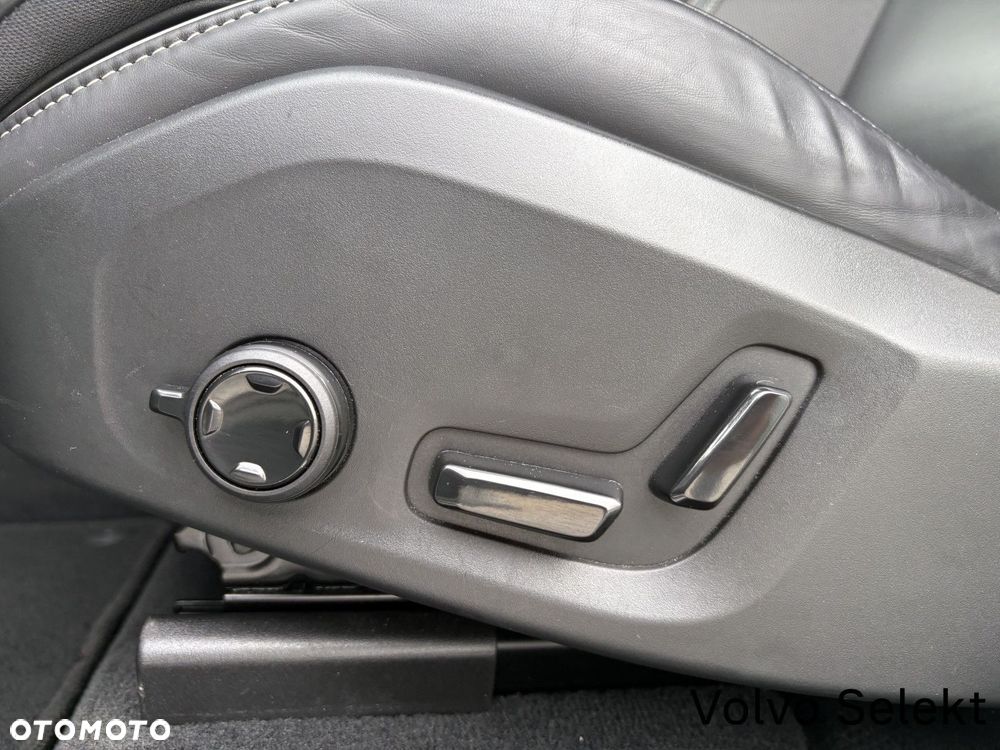 Volvo XC 60 - 10