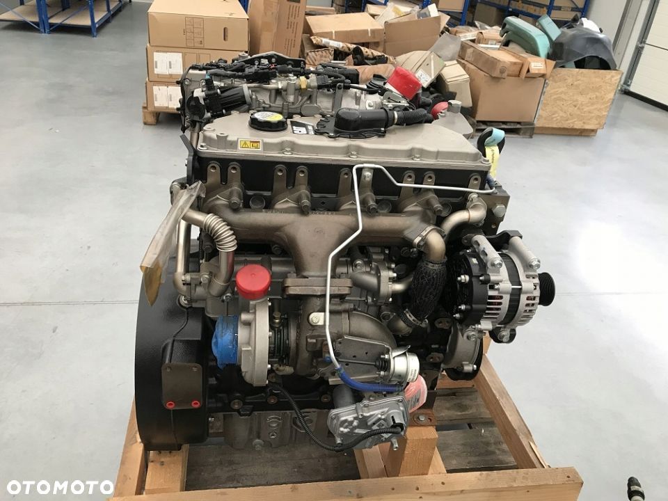 Silnik Caterpillar Cat C4.4 Acert Perkins 106 kW - 4