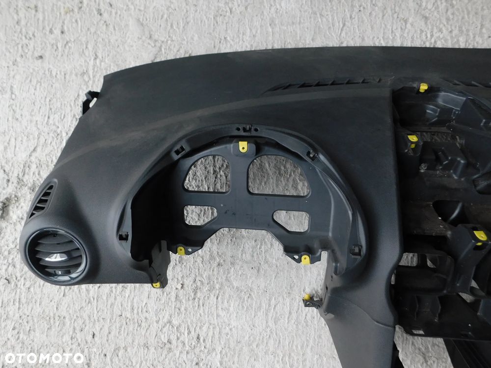 deska rozdzielcza kokpit konsola OPEL CORSA D - 4