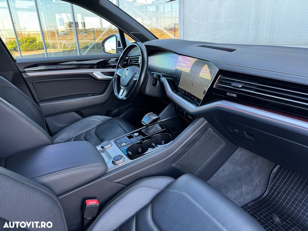 Volkswagen Touareg 3.0 V6 TDI 4Motion DPF Automatik Elegance - 9