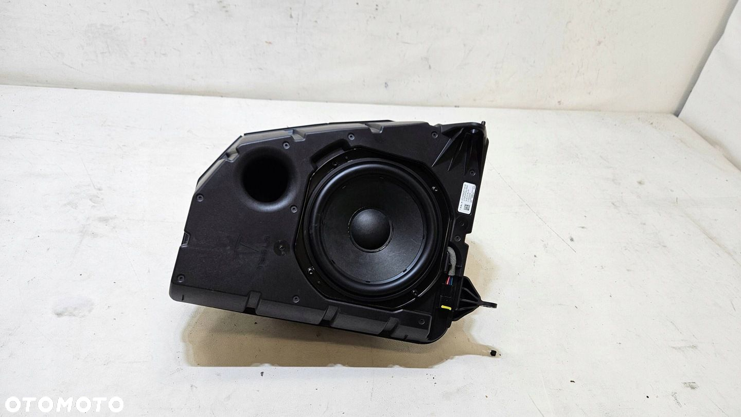 GŁOSNIK BASOWY SUBWOOFER TESLA MODEL Y 1656267-00-B - 2