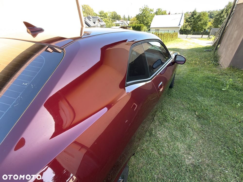 Dodge Challenger 5.7 R/T - 6
