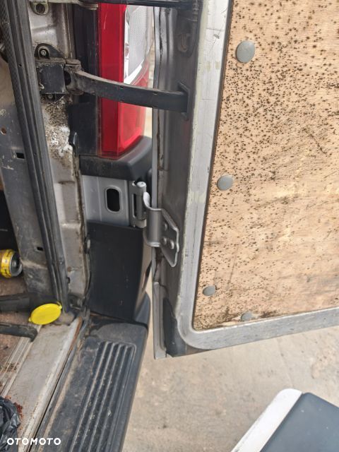 Citroen Jumper  Ducato 2020 rok drzwi tył srebrne - 3