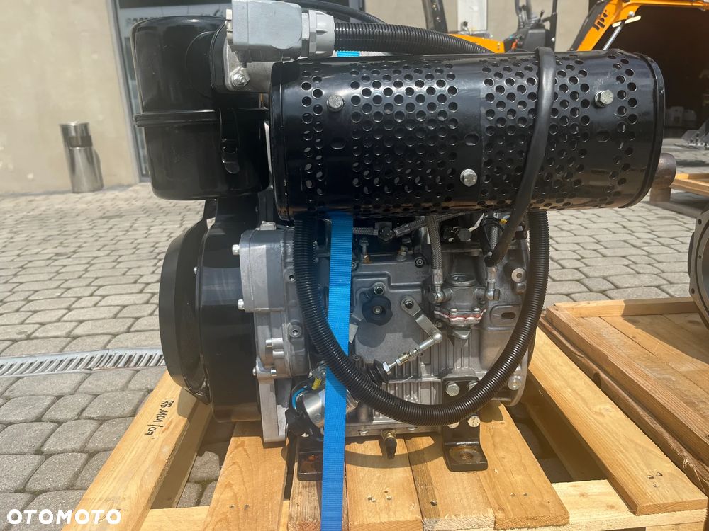 SILNIK LOMBARDINI 9LD625/2 kohler KD625/2 12194netto - 8