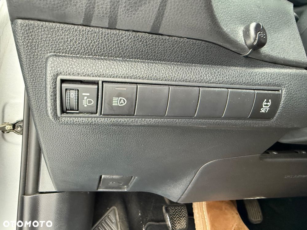 Toyota Corolla 1.5 Comfort - 21