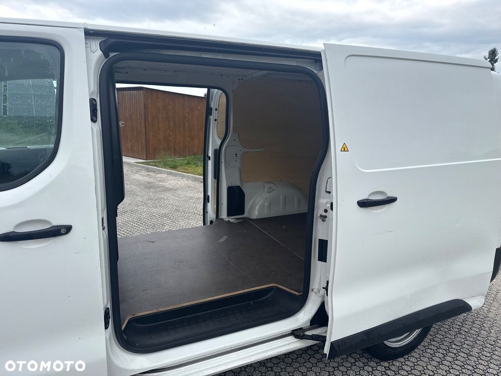 Opel VIVARO - 16