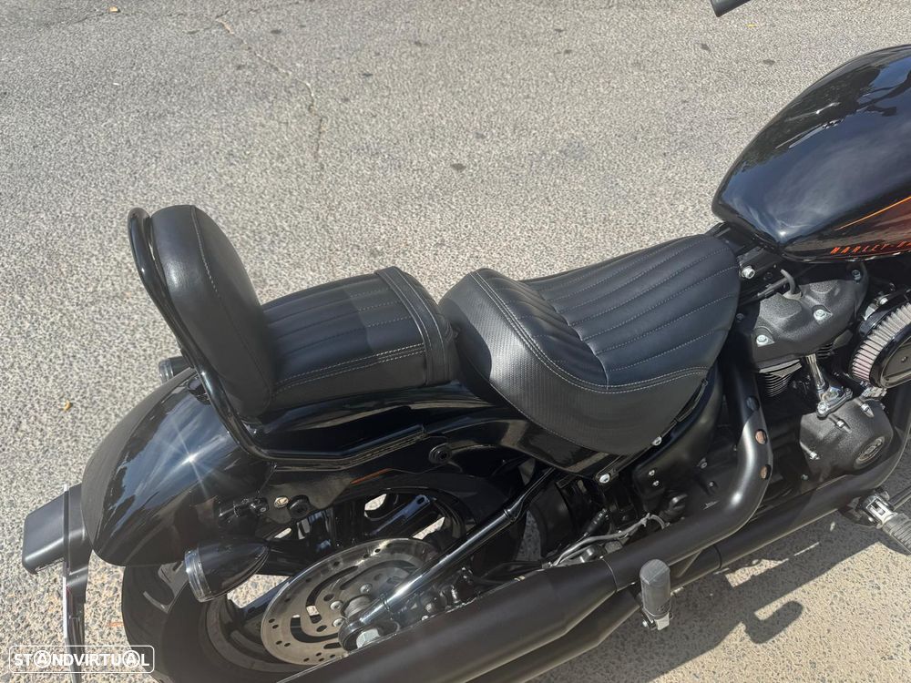 Harley-Davidson Street SOFTAIL FXBBS STREET BOB 114 - 2