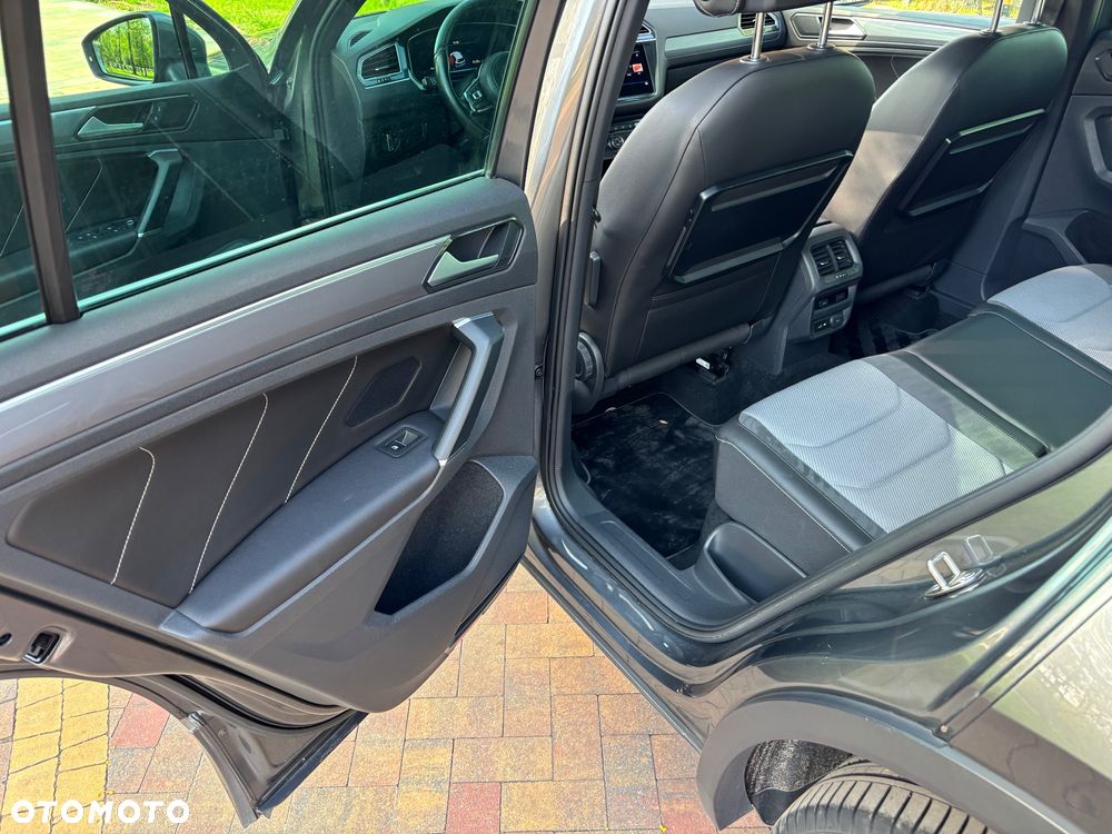 Volkswagen Tiguan 2.0 TDI SCR R-Line - 17