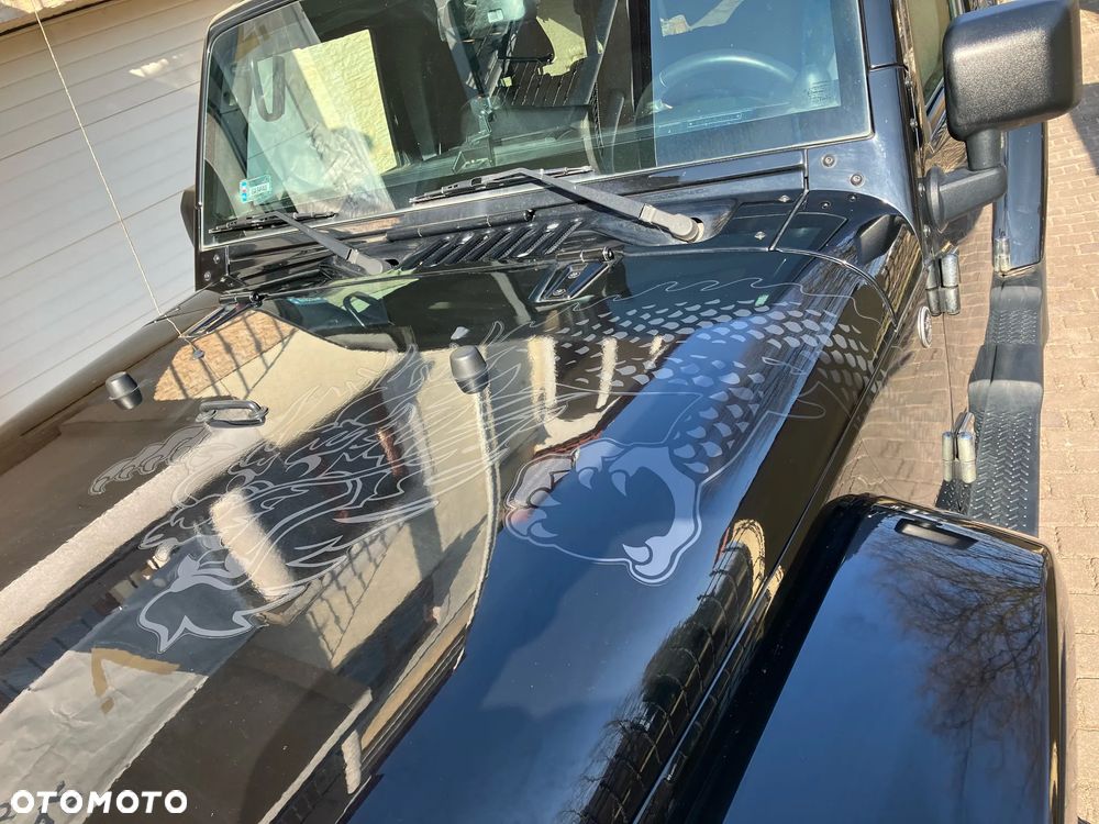 Jeep Wrangler - 12
