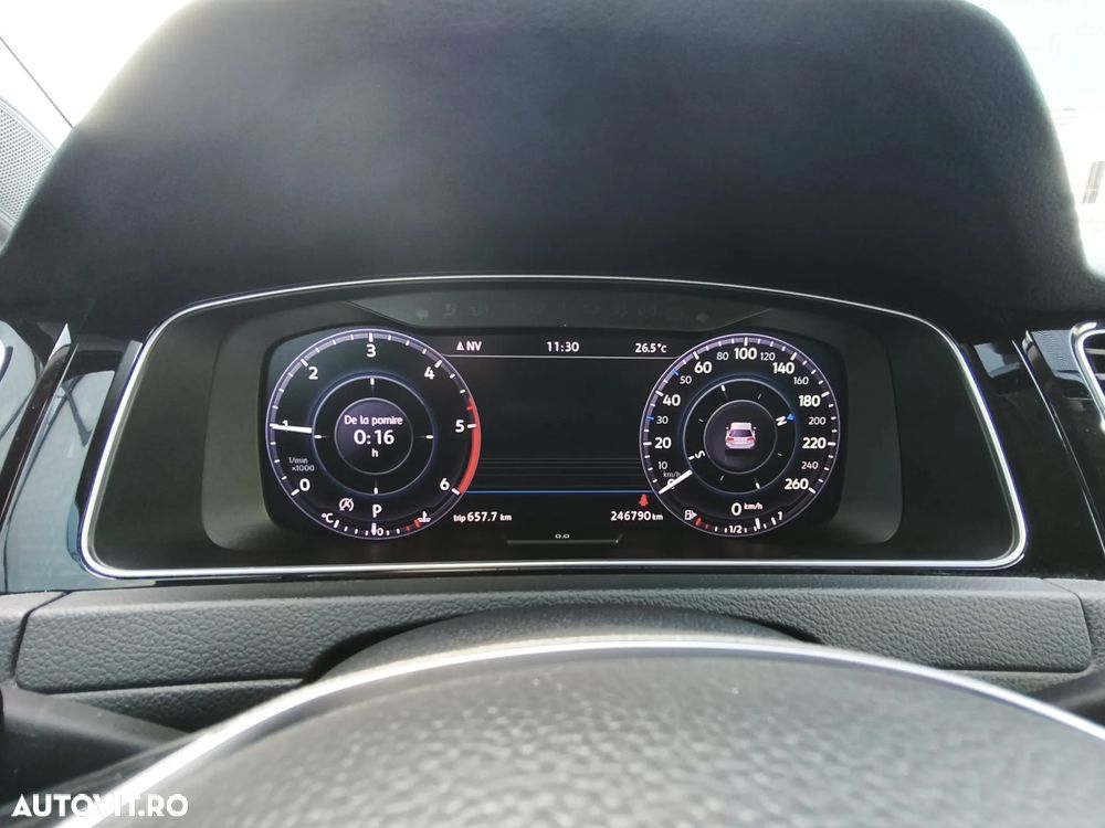 Volkswagen Golf 2.0 TDI (BlueMotion Technology) DSG Highline - 12