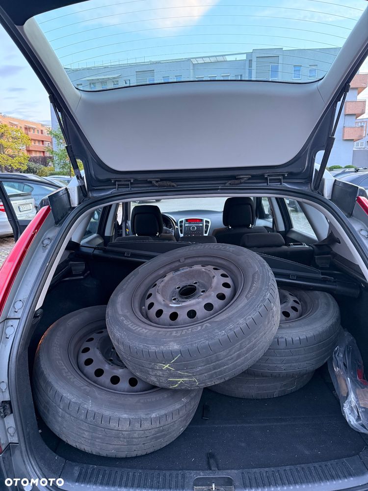 Kia Ceed 1.6 CVVT Dream-Team Edition - 35