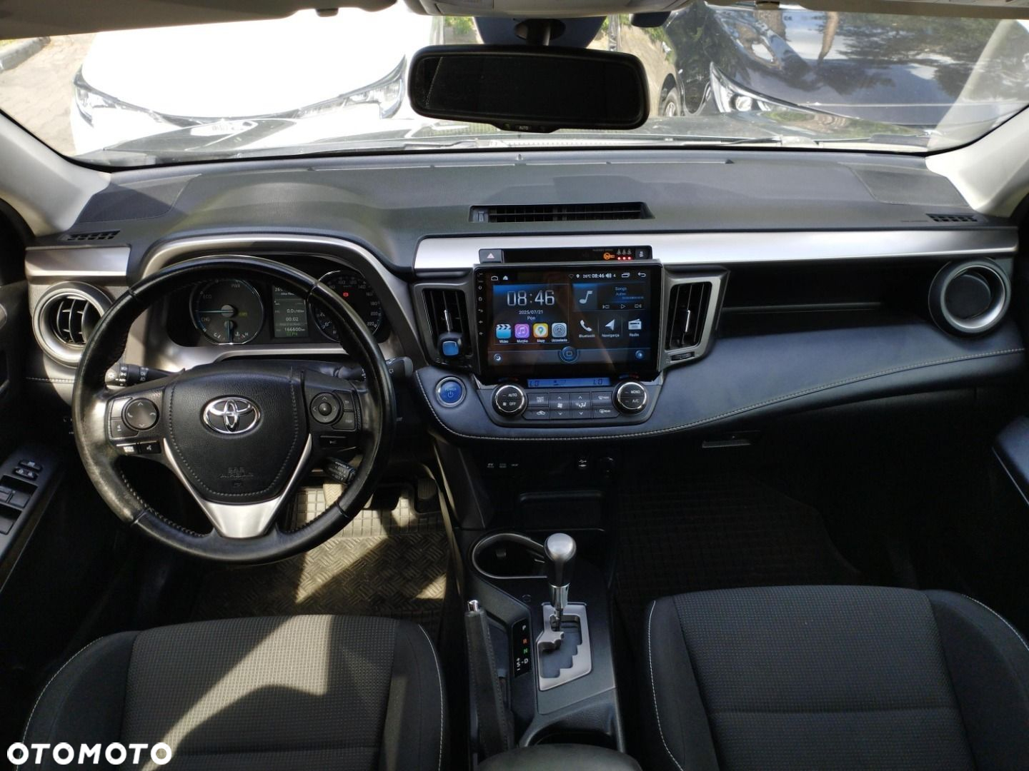 Toyota RAV4 - 2