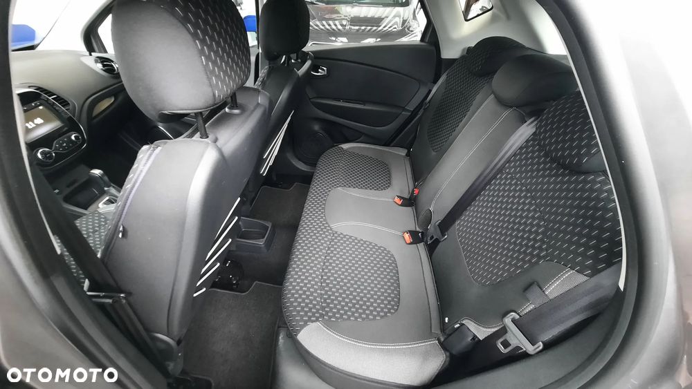 Renault Captur TCe 150 EDC GPF INTENS - 11