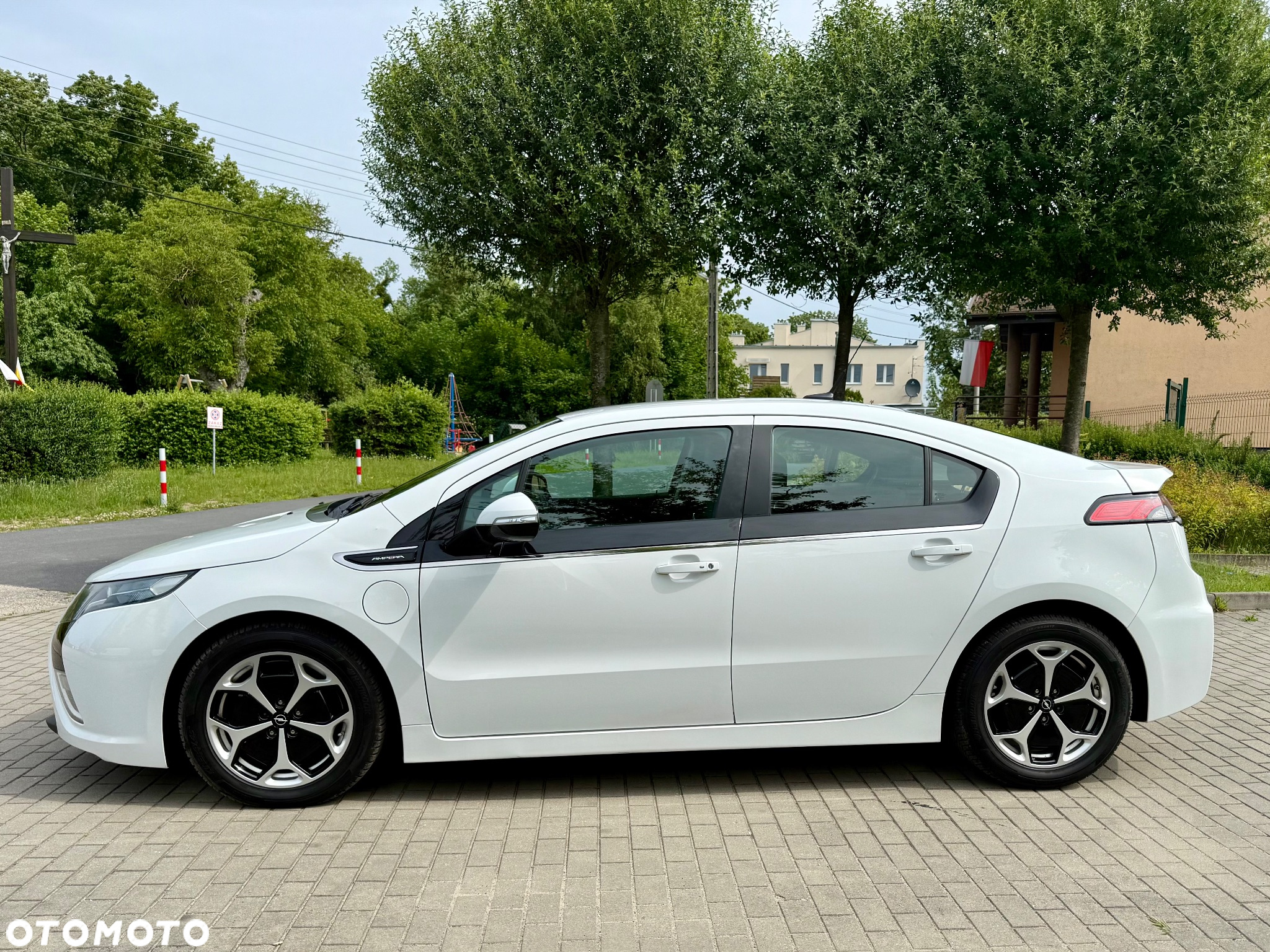 Opel Ampera - 2