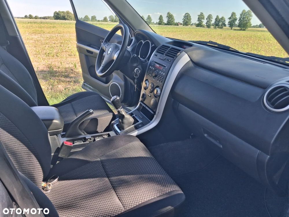 Suzuki Grand Vitara 1.9 DDiS Comfort DPF Limited - 13