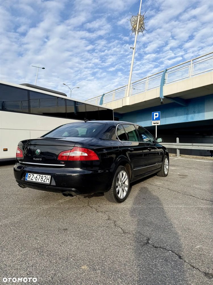 Skoda Superb 2.0 TSI Elegance DSG - 4