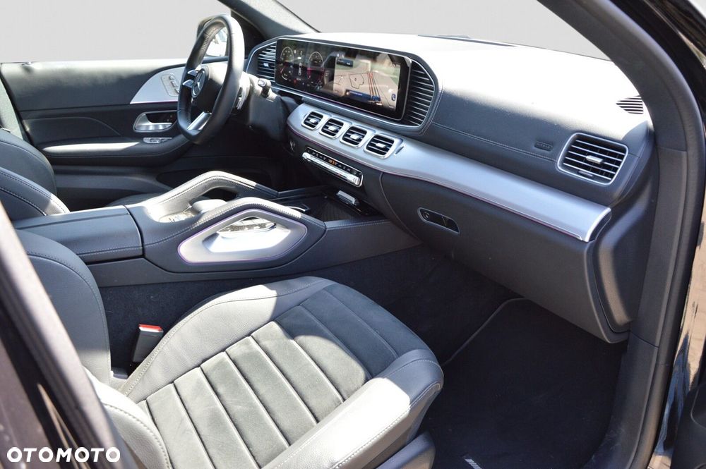 Mercedes-Benz GLE - 24