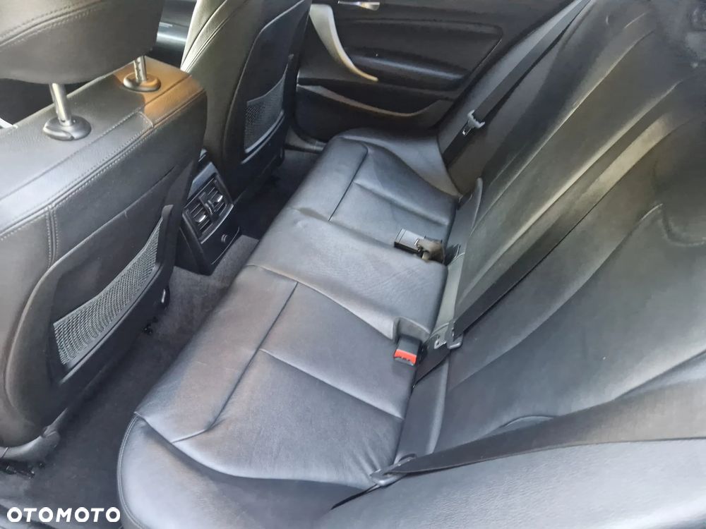 BMW Seria 1 120i M Sport Shadow - 13