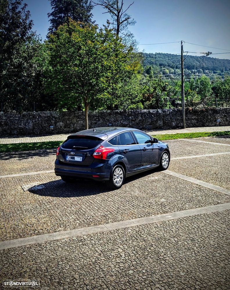 Ford Focus 1.6 TDCi DPF Titanium - 13