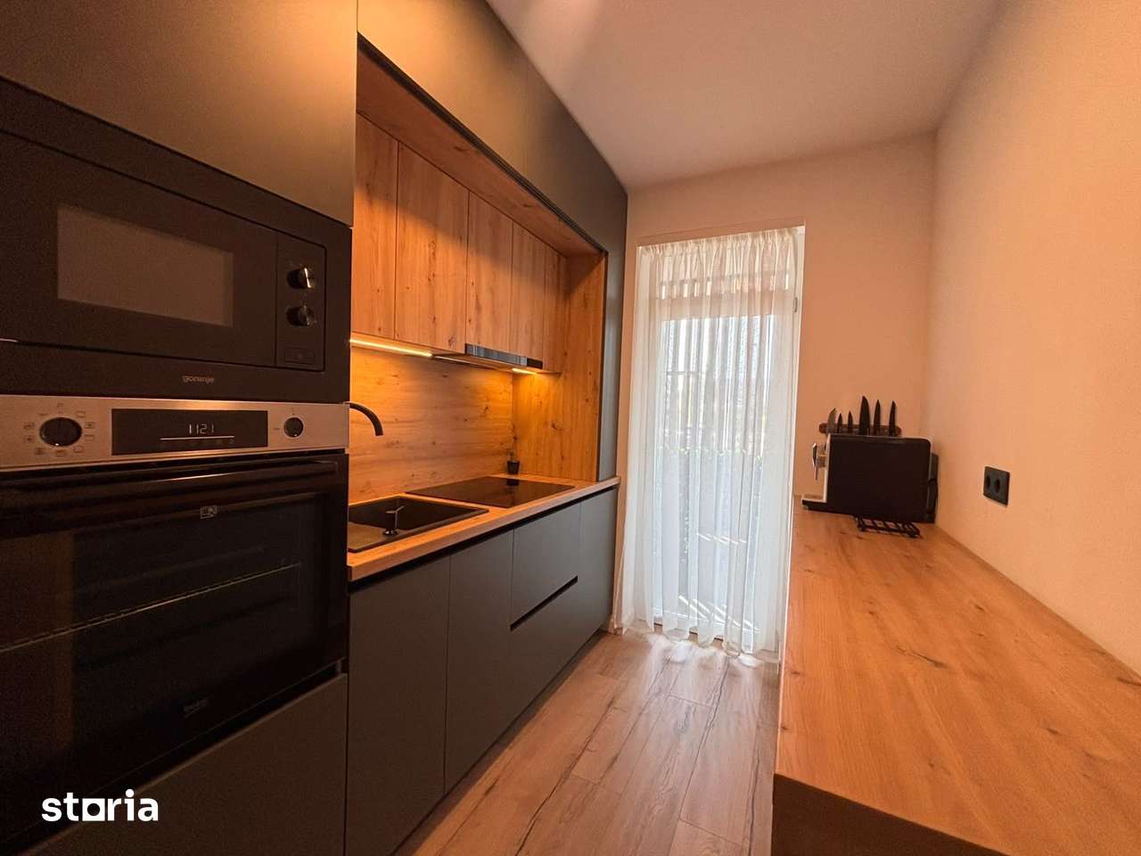 Apartament modern cu 2 camere cu boxa si 2 parcari — fotografia 2