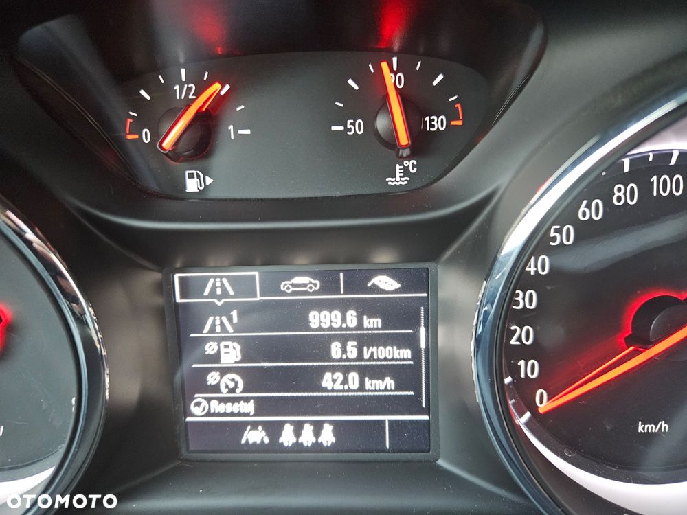 Opel Astra 1.2 T Elegance S&S - 10