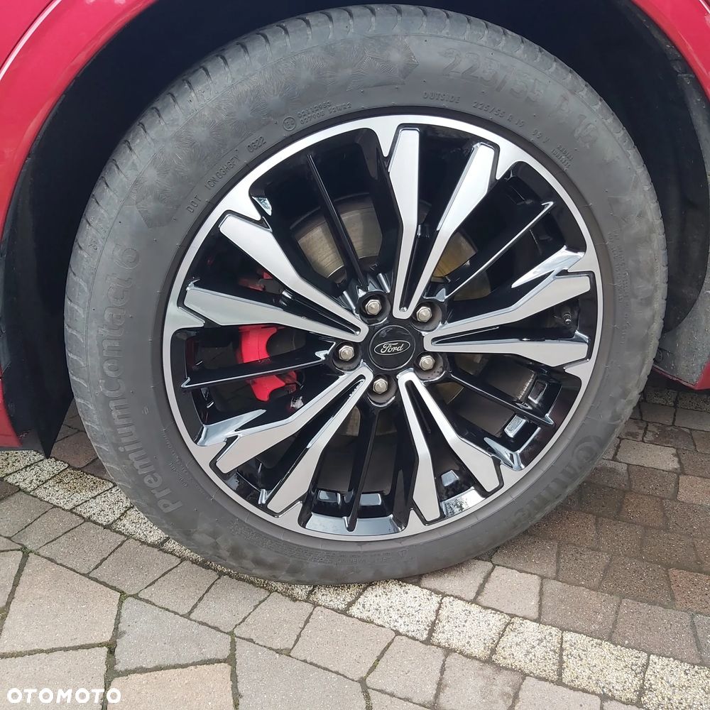 Ford Kuga 1.5 EcoBoost FWD ST-Line X - 14