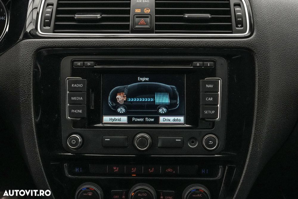 Volkswagen Jetta - 20