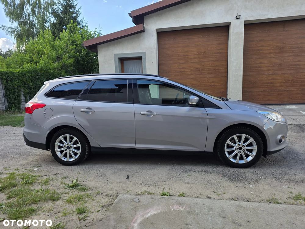 Ford Focus 1.6 Ambiente - 3