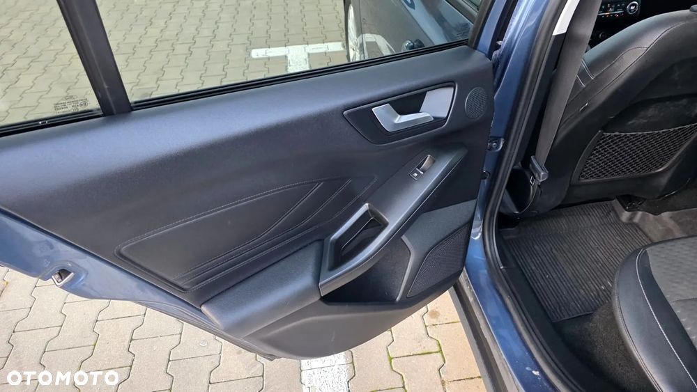 Ford Focus 1.5 EcoBlue Start-Stopp-System TITANIUM X - 15