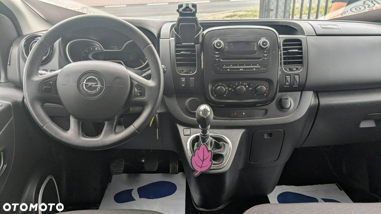 Opel Vivaro - 21