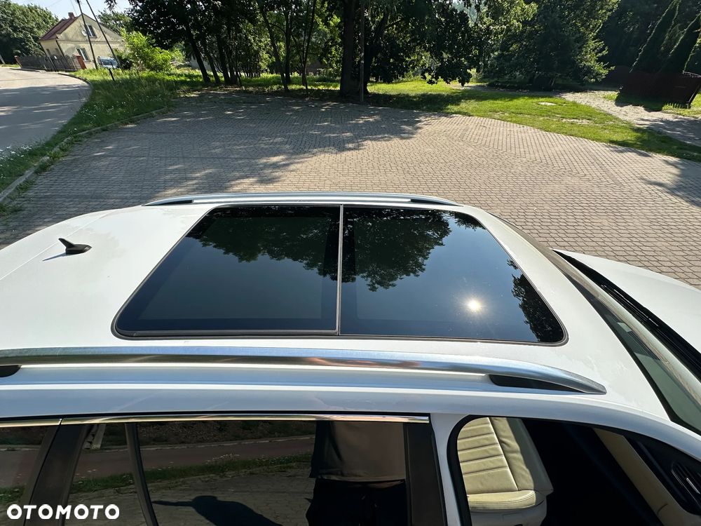 Skoda Superb 2.0 TDI 4x4 L&K DSG - 4