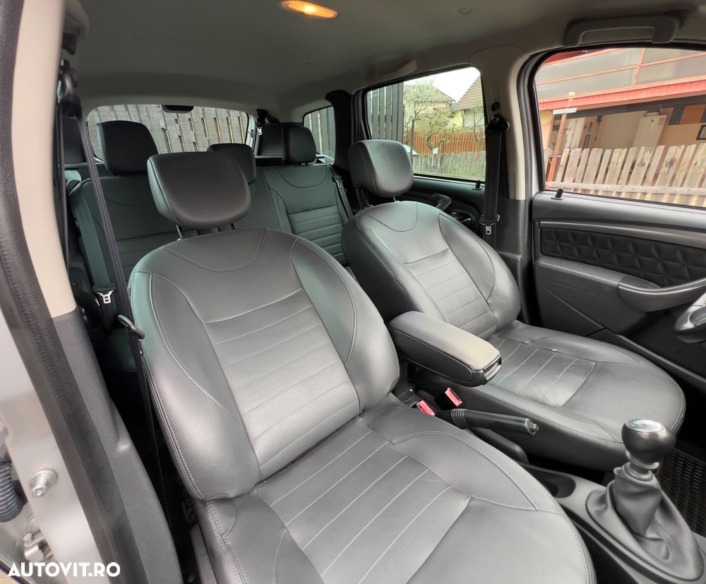 Dacia Duster 1.2 TCe 4x2 Laureate - 22