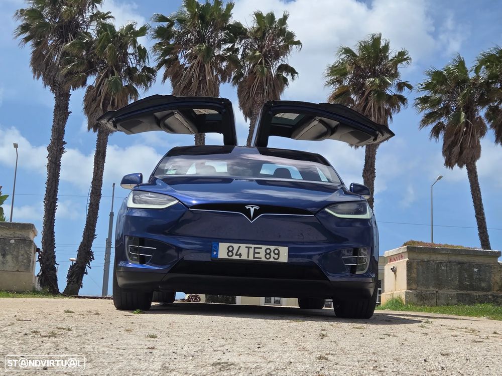 Tesla Model X 100D - 6