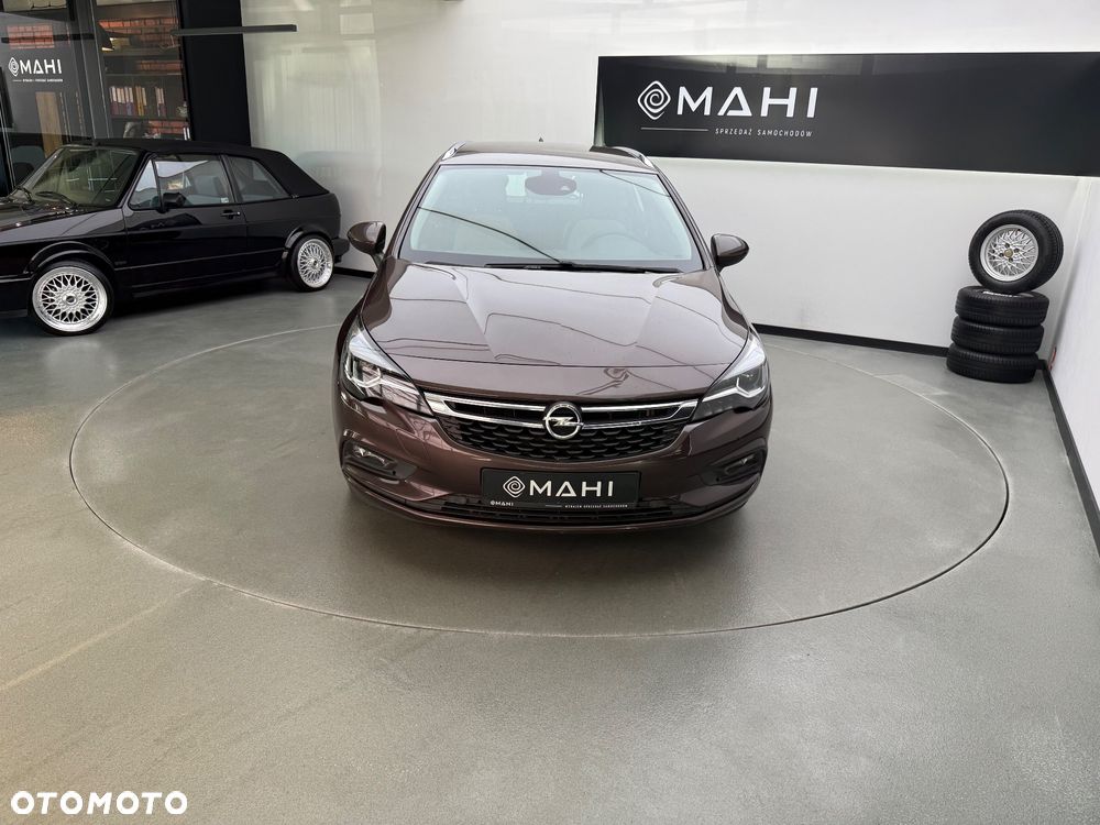 Opel Astra 1.6 D (CDTI) Start/Stop Innovation - 16